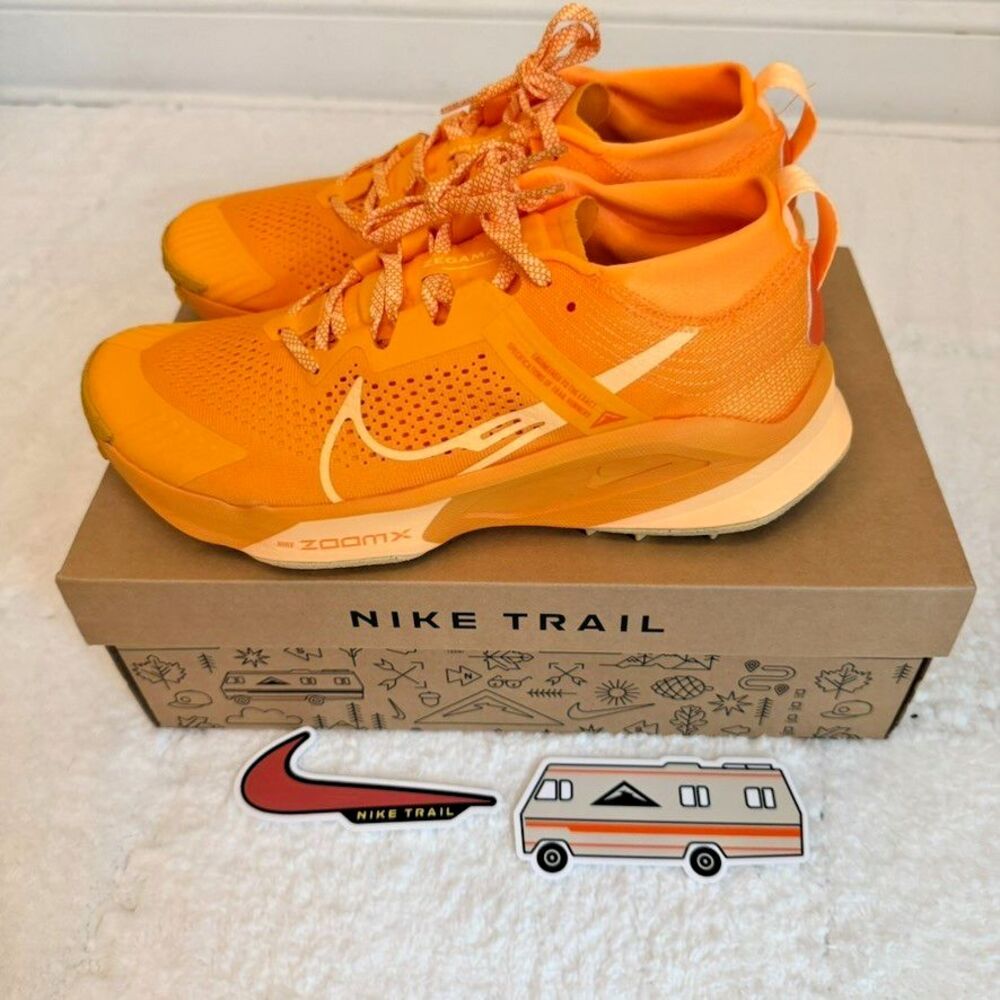 RARE NIB NIKE ZOOMX ZEGAMA TRAIL SUNDIAL/MELON TINT DH0625-701 Men 10.5 Women 12
